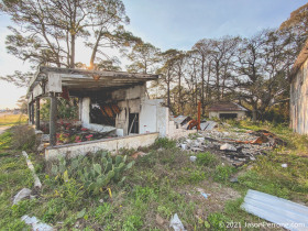 abandoned-house-eastpoint-florida-2-3-8-2021-15