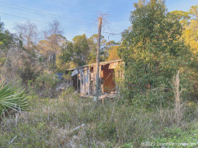 abandoned-house-eastpoint-florida-2-3-8-2021-8