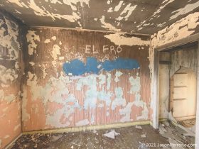 abandoned-house-eastpoint-florida-4