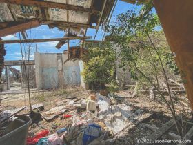 abandoned-shaw-grocery-salem-florida-12
