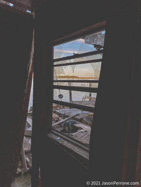 abandoned-joe-taranto-seafood-co-3-10-2021-11
