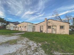 abandoned-joe-taranto-seafood-co-3-10-2021-27