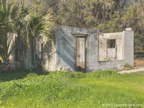 abandoned-lanark-village-station-6