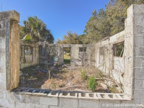 abandoned-lanark-village-station-7