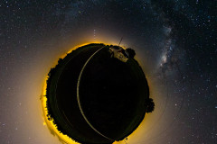 milky-way-planet-2500
