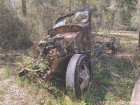 old-fords-crawfordville-florida-3