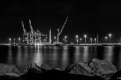 Spacex-falcon-9-first-stage-crew-dragon-launch-night-panoramic-2500-bw