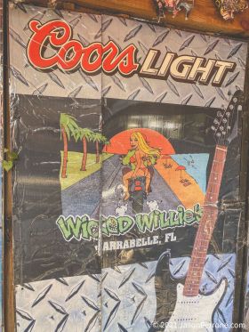 abandoned-wicked-willies-restaurant-carrabelle-florida-3