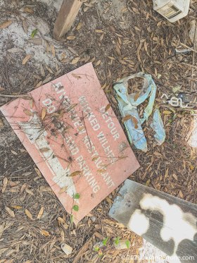 abandoned-wicked-willies-restaurant-carrabelle-florida-6