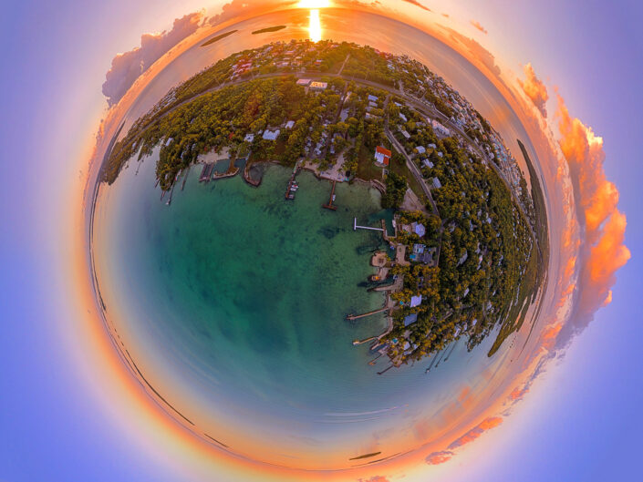 Little Planets / Tiny Planets